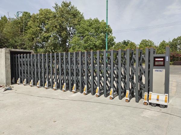 铝合金电动伸缩门