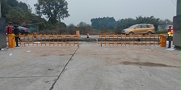 道闸搭配设备根据使用环境来定