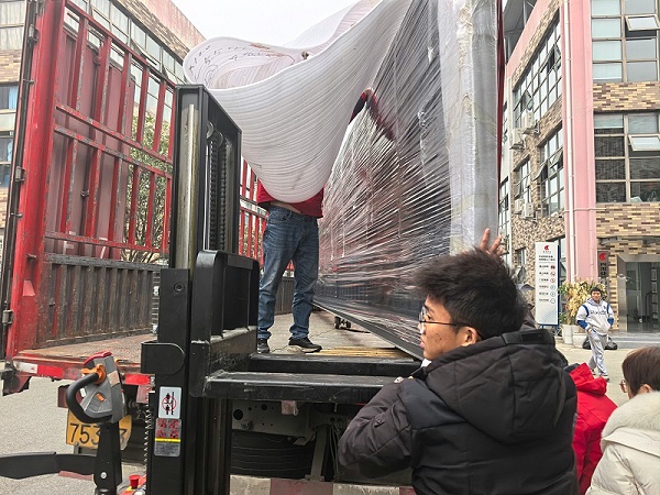 巴塘县铝合金直线门