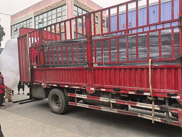 巴塘县铝合金直线门