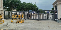 德阳市广汉市学校12.3米段滑门