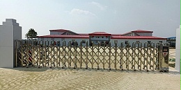 中联建安装10米伸缩门