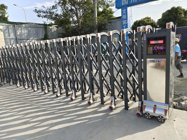 四川电动伸缩门厂家