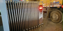 捷鹰科技与成都饲料公司达成友好合作——安装电动伸缩门