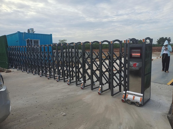 四川电动伸缩门厂家