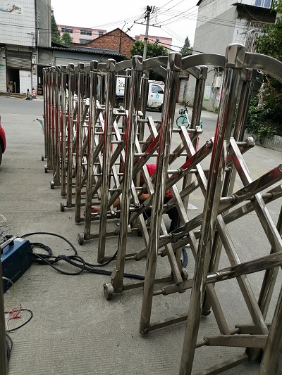 四川电动伸缩门生产厂家