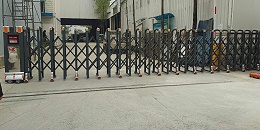 四川电动伸缩门厂家与冰御农业合作工厂铝合金伸缩门