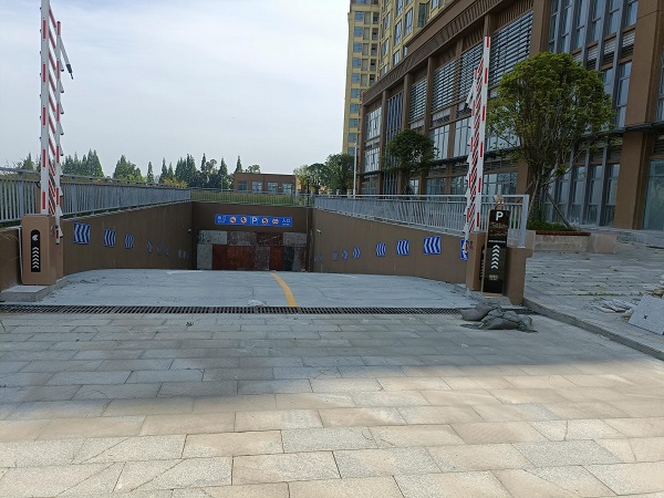 公司道闸