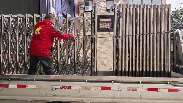 捷鹰电动门厂家12月26日发货与生产动态