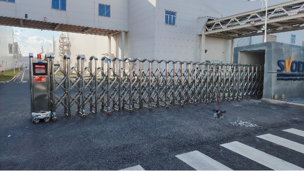四川电动伸缩门厂家哪家好？潮湿天气门生锈，选厂别踩坑