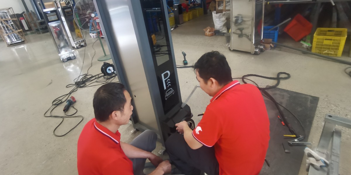 工业园区物流效率翻倍——电动伸缩门定制方案解决大车通行难题